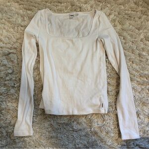 Aritzia TNA scoop neck long sleeve